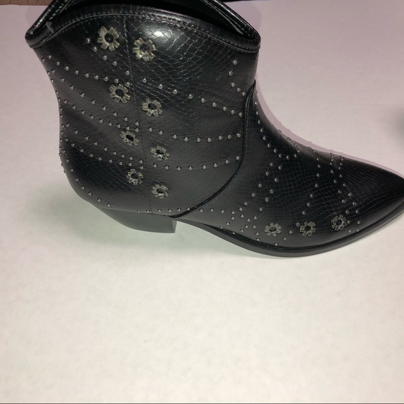 New in box 𝅺free people black leather vegan studded boot ankle cowboy booties 8 - Picture 1 of 4